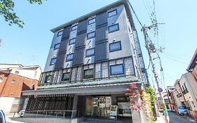Hotel Livemax Kyotokamogawamae